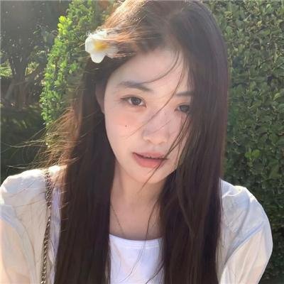 夹缝中活着，小春